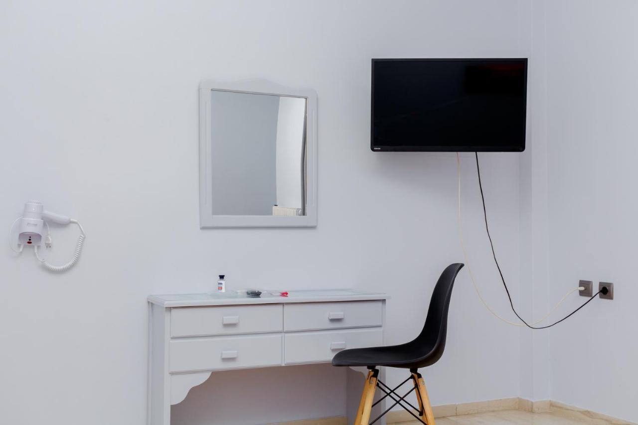 Finikas Hotel Lárisza Kültér fotó