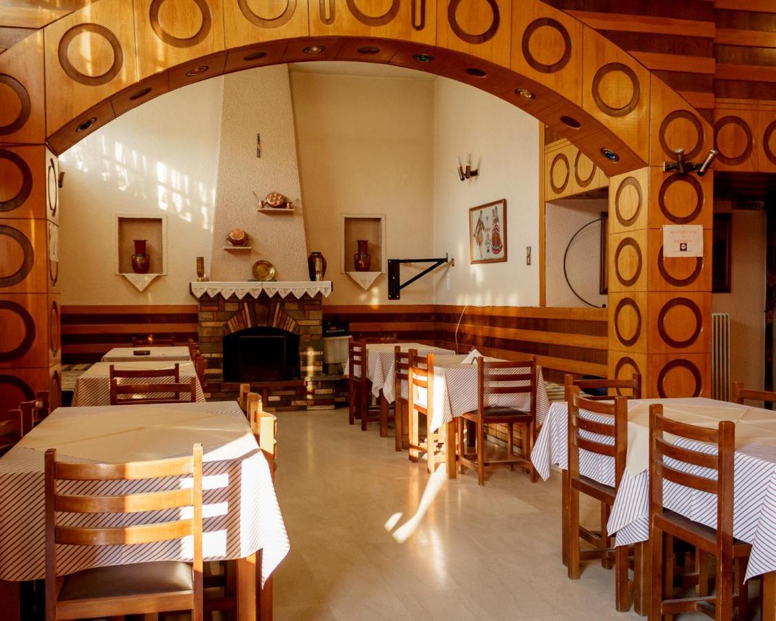 Finikas Hotel Lárisza Kültér fotó